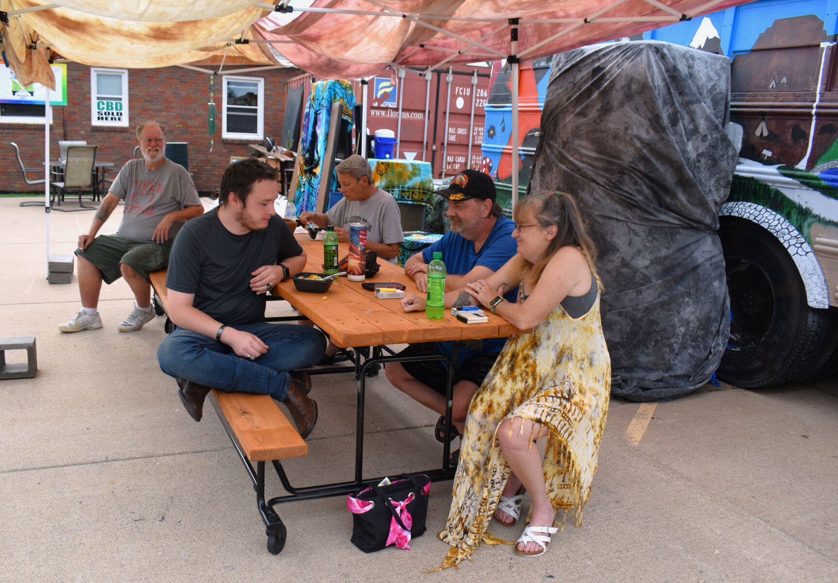 The Carr family enjoys dinner with the DeSalvos